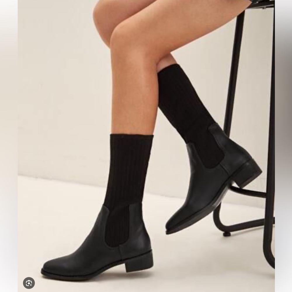 NWT Zara mid-calf sock booties